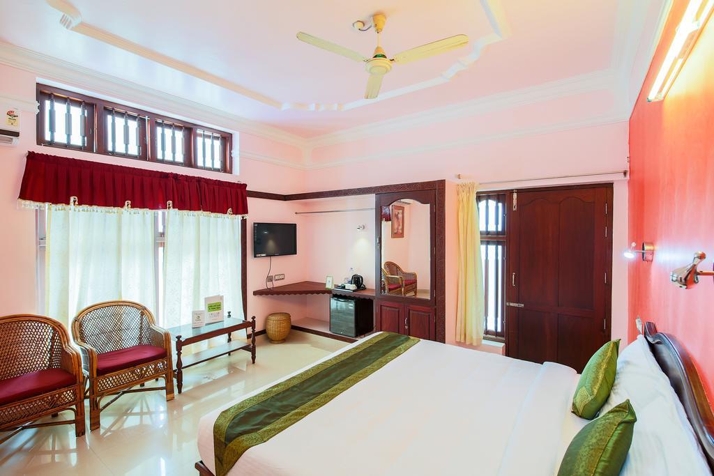 Treebo Moonlight Hotel Thiruvananthapuram Exterior foto