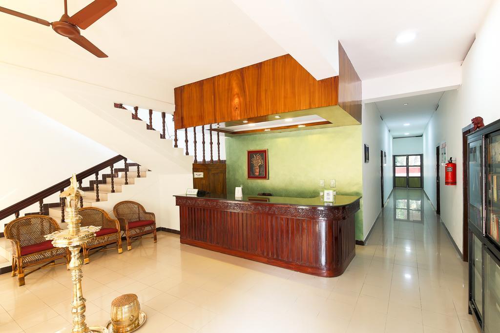 Treebo Moonlight Hotel Thiruvananthapuram Exterior foto