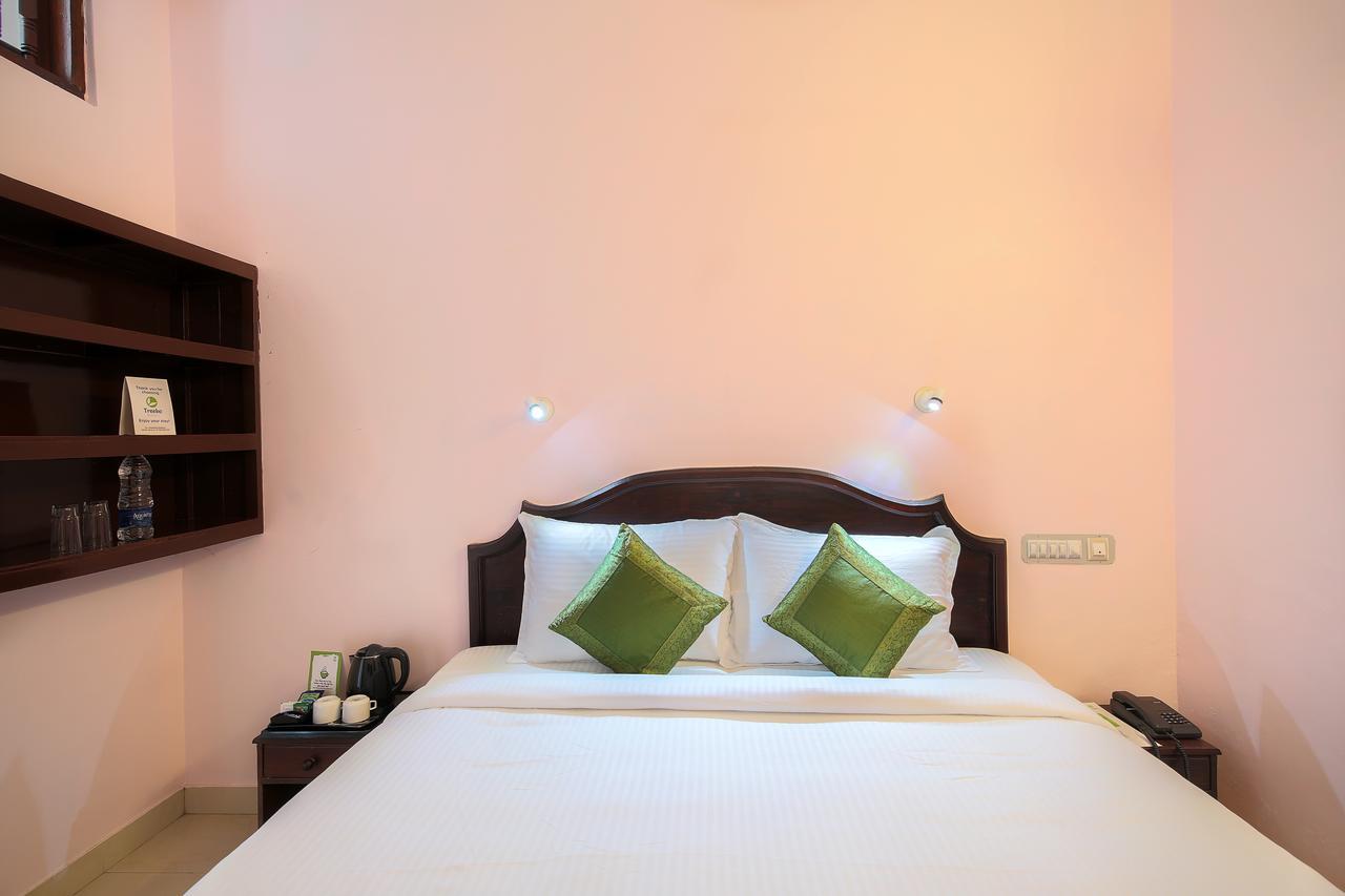 Treebo Moonlight Hotel Thiruvananthapuram Exterior foto